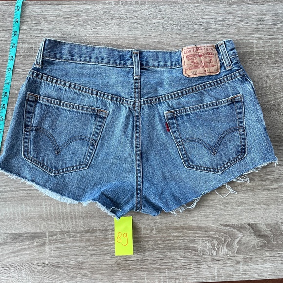 Vintage Levi's 559 denim cutoff shorts - Picture 8 of 12